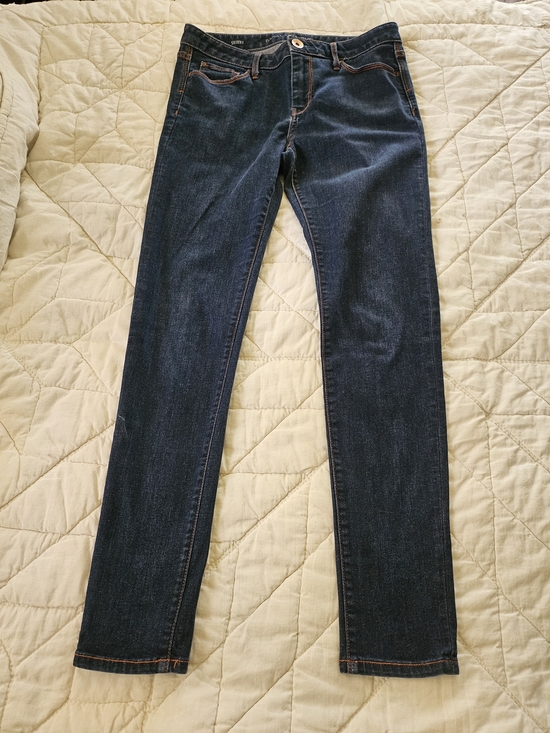 Banana Republic Denim - Banana Republic Dark Wash Mid-Rise Skinny - Size 28